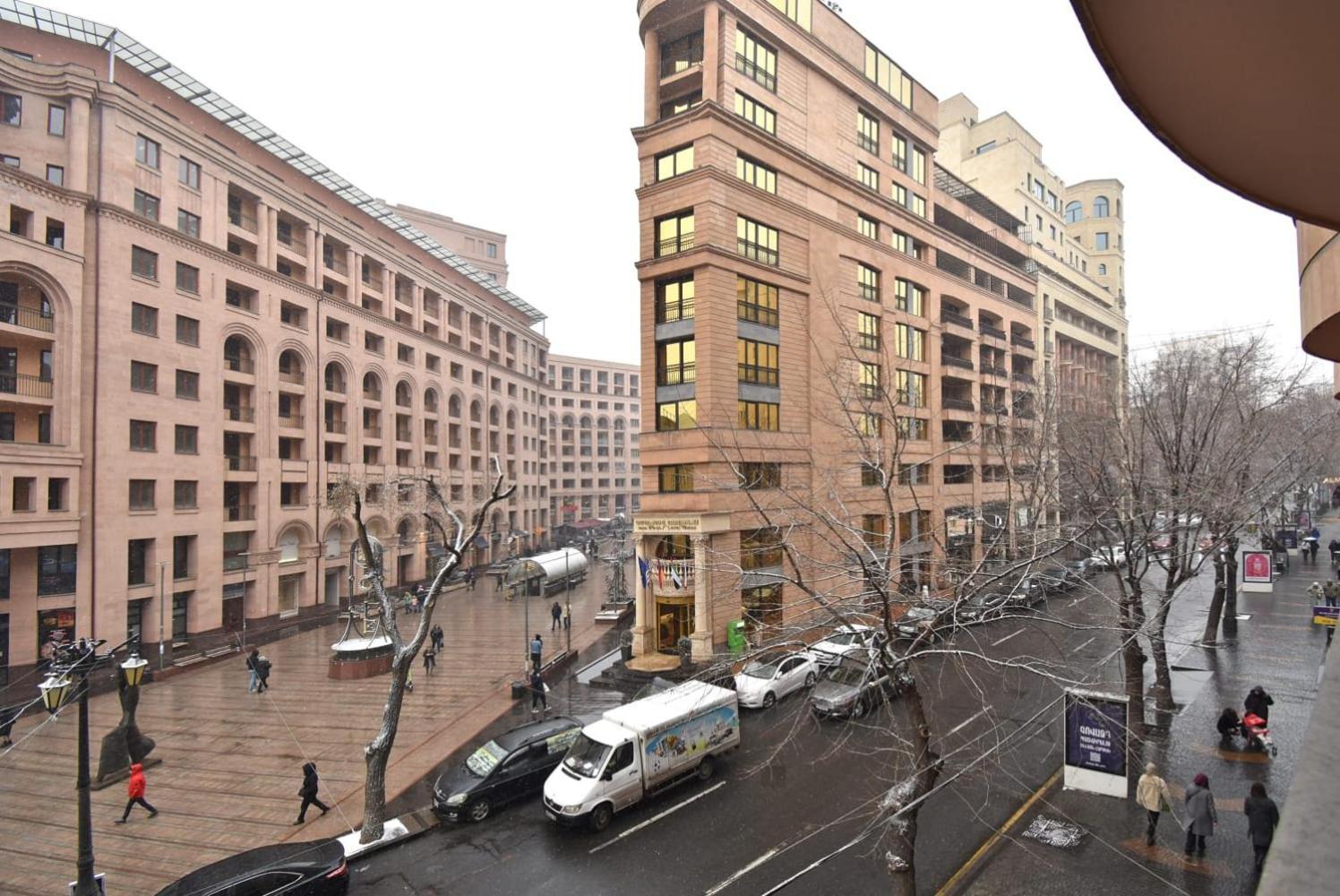 Armenak Apartment In Aram Str Erivan Dış mekan fotoğraf